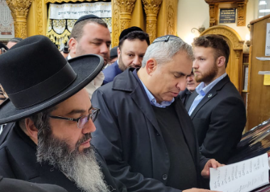 "מי שבירך מיוחד" | כך התקבל השר זאב אלקין באומן