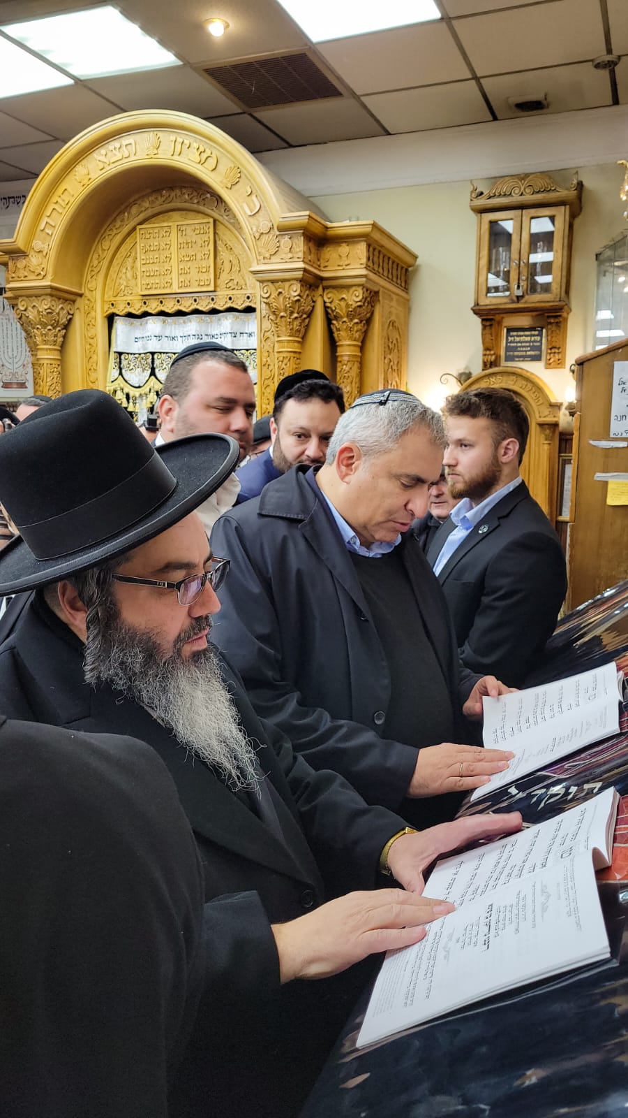 "מי שבירך מיוחד" | כך התקבל השר זאב אלקין באומן