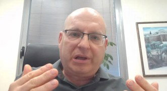 "הפוליטיקאים מעדיפים לא לדעת; ככה תמיד יוכלו להגיד 'לא ידענו'" | ריאיון