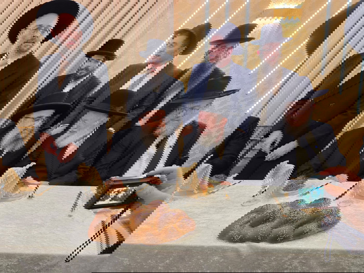 שמחת נישואי נכד הגר"י זילברשטיין