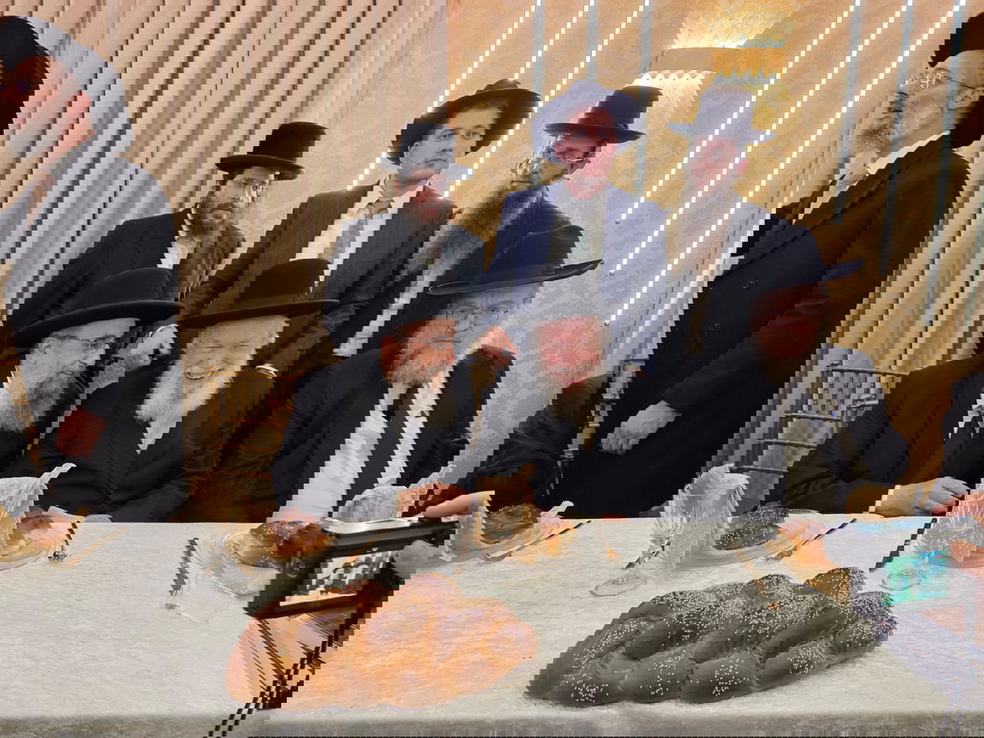 שמחת נישואי נכד הגר"י זילברשטיין