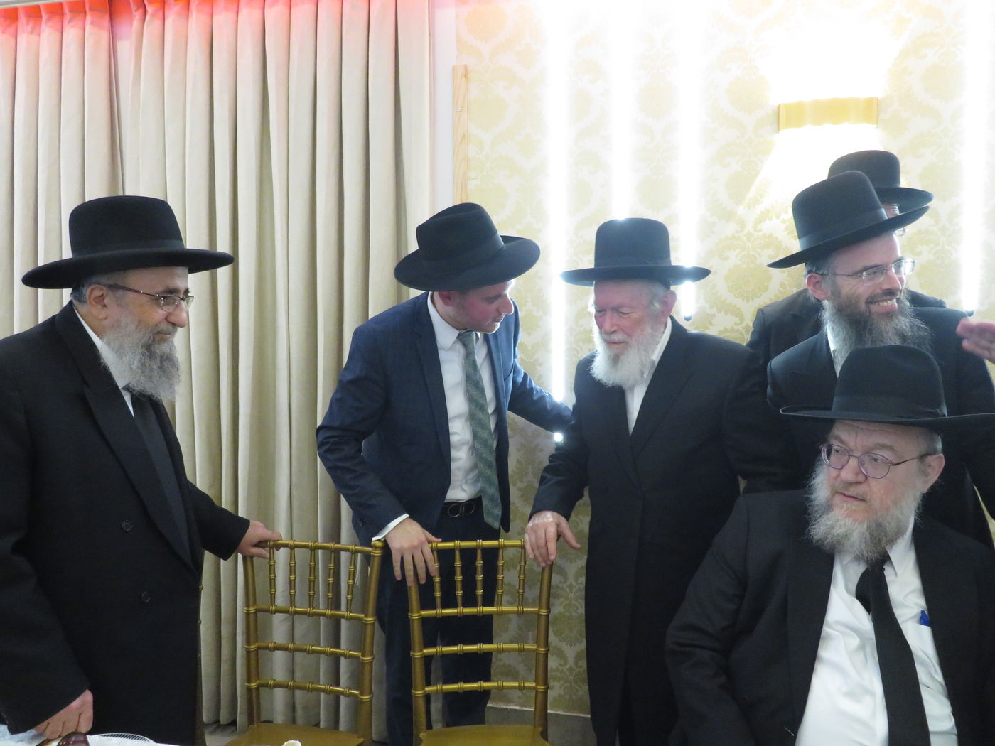 שמחת נישואי נכד הגר"י זילברשטיין