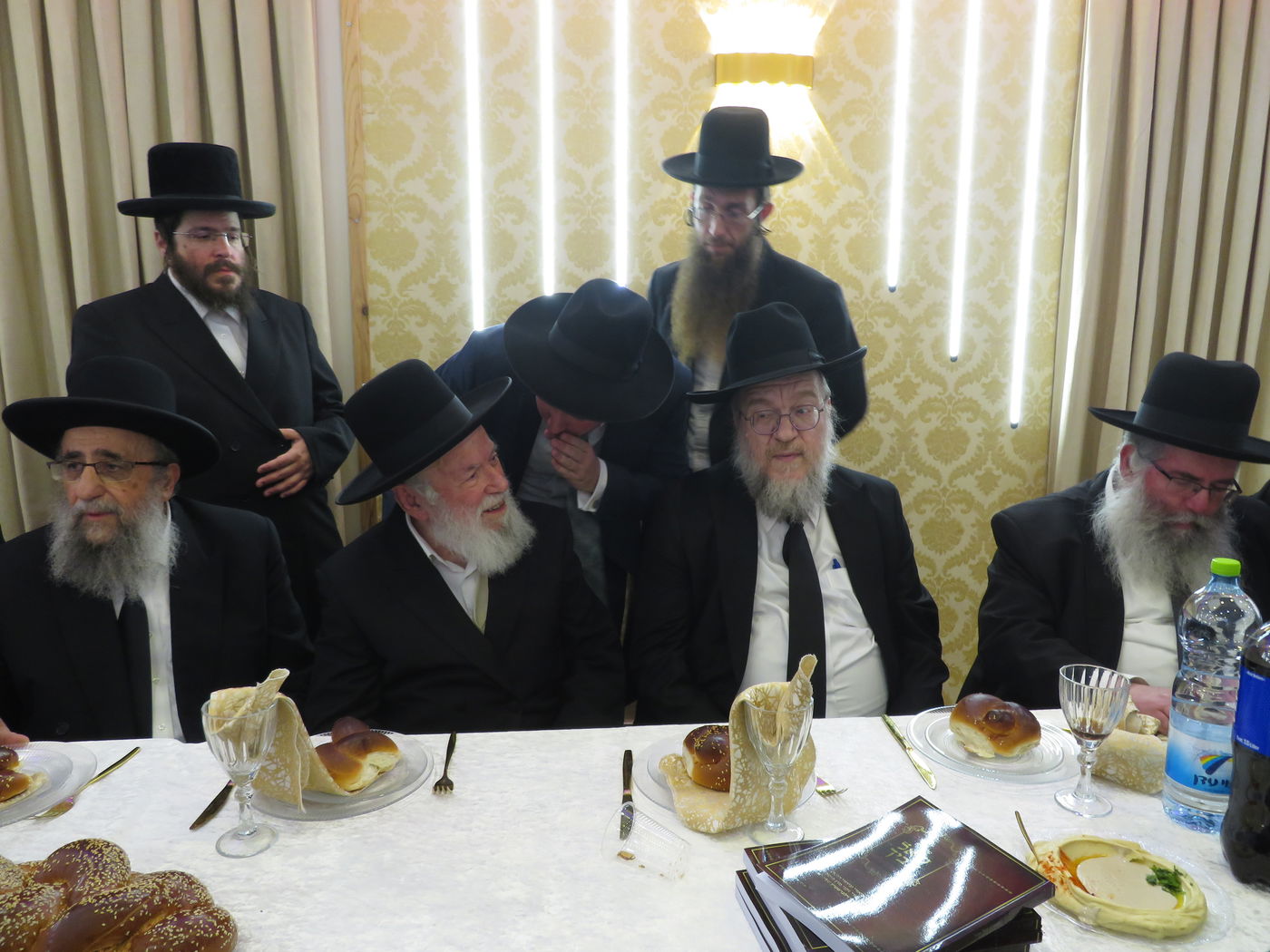 שמחת נישואי נכד הגר"י זילברשטיין