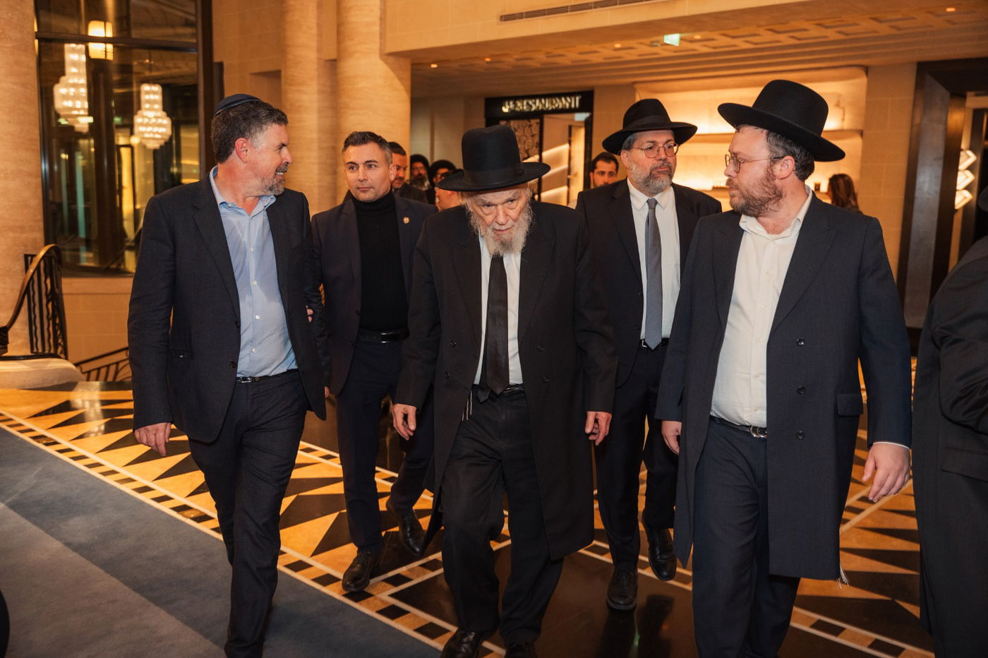 המסע של הגרמ"ה הירש לצרפת