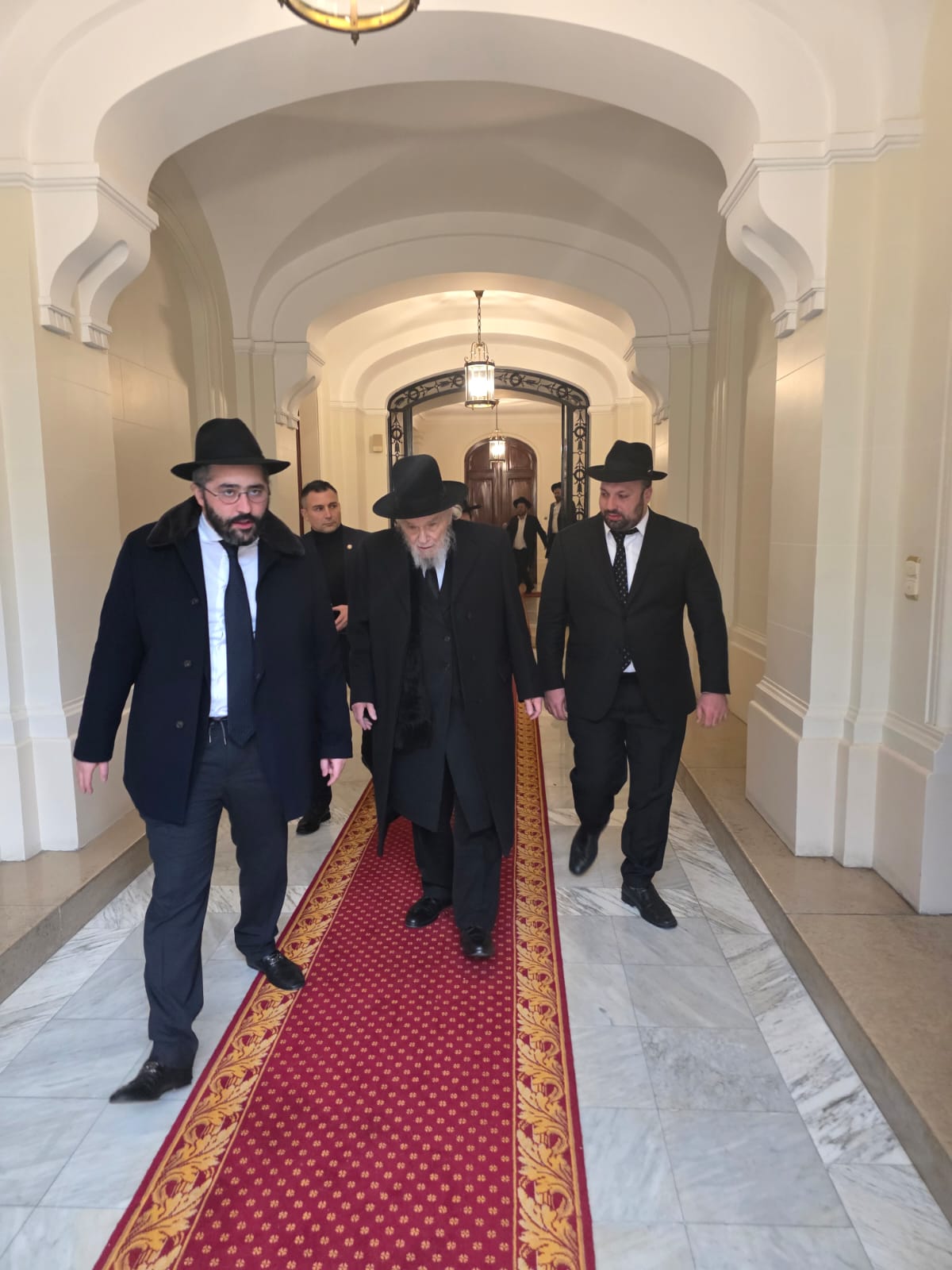 המסע של הגרמ"ה הירש לצרפת