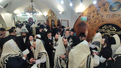 ערב שבת מברכים כסלו באתרא קדישא מירון