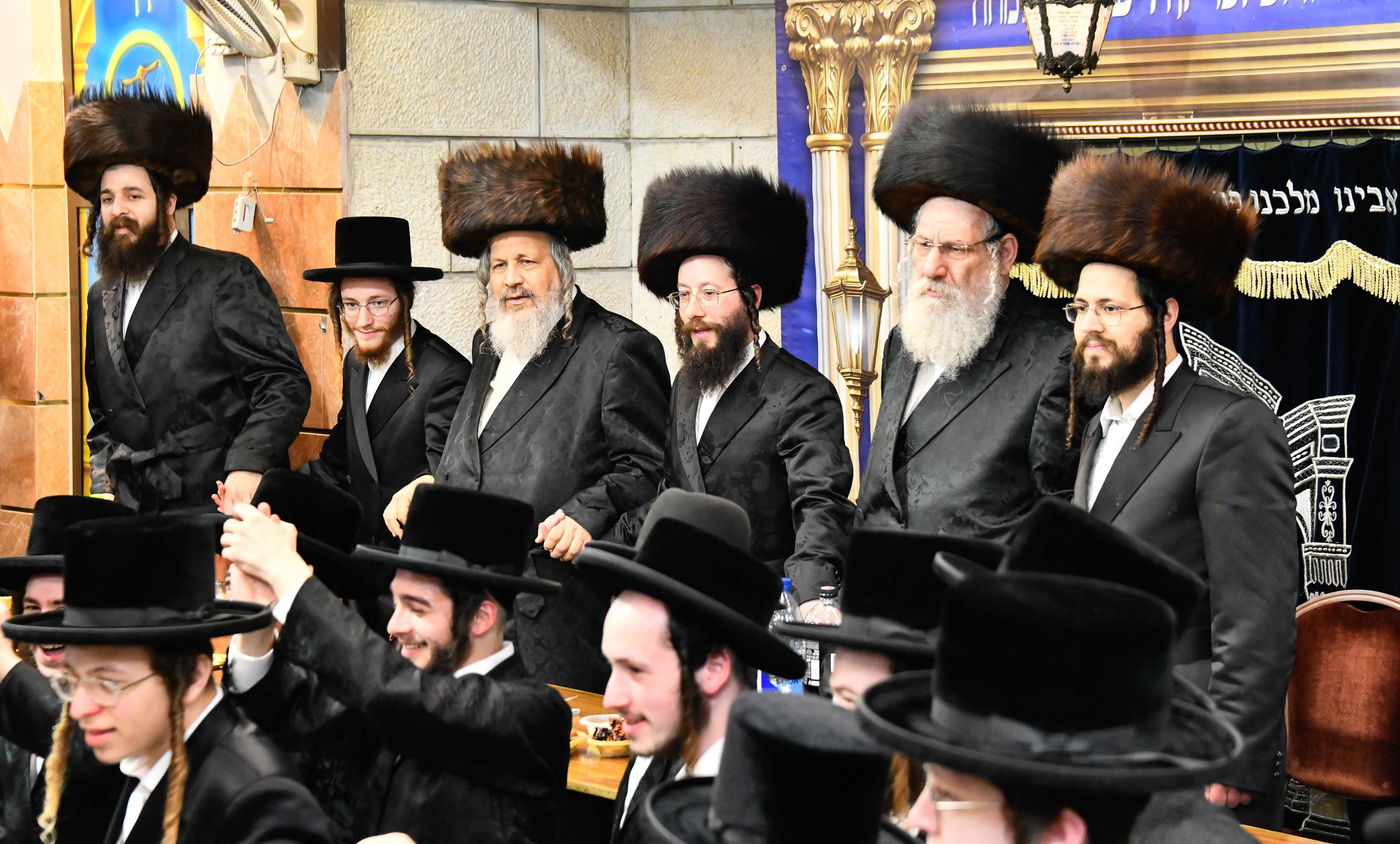 שמחת הפארשפיל בחצה"ק נאראל