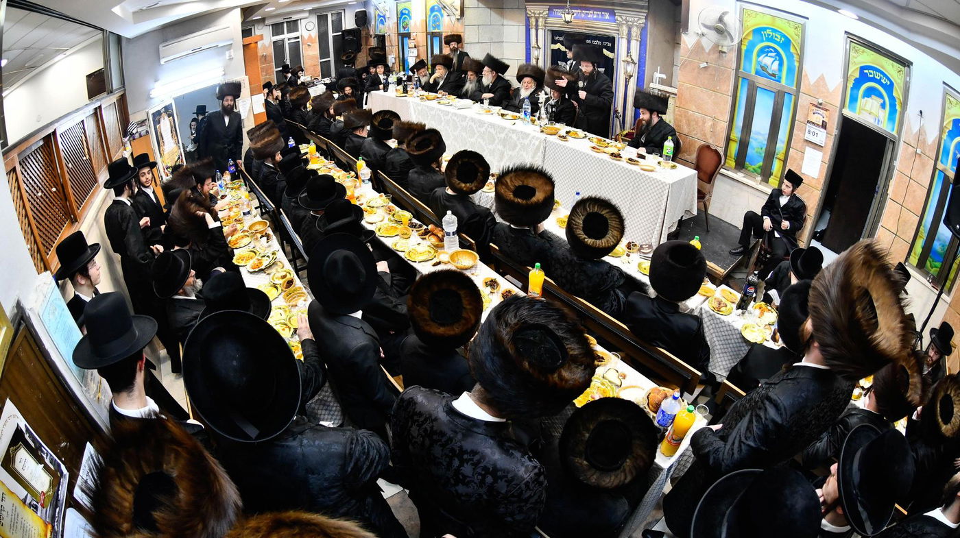 שמחת הפארשפיל בחצה"ק נאראל