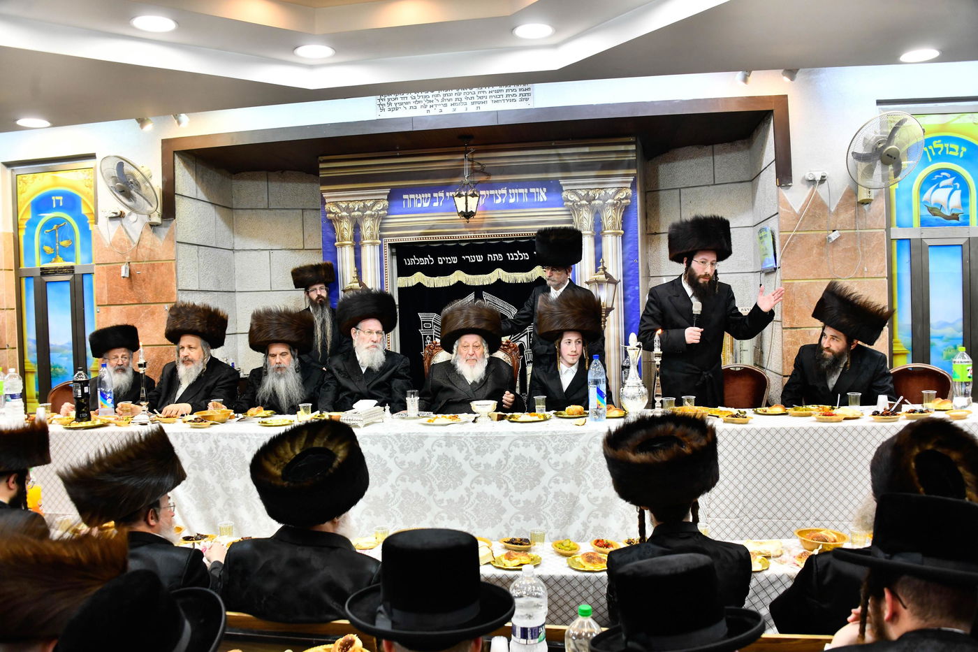 שמחת הפארשפיל בחצה"ק נאראל