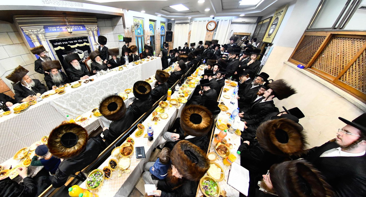 שמחת הפארשפיל בחצה"ק נאראל