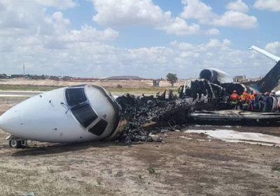 המטוס השרוף לאחר ההתרסקות