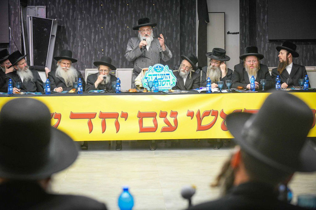 ועידת רבני הקהילות נגד פגעי הטכנולגיה והבינה המלאוכתית