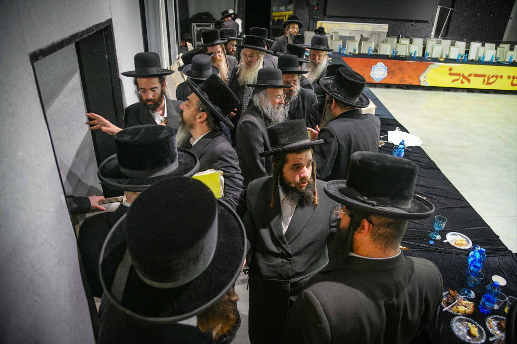 ועידת רבני הקהילות נגד פגעי הטכנולגיה והבינה המלאוכתית