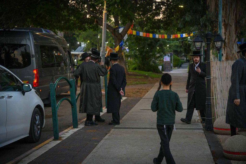 ועידת רבני הקהילות נגד פגעי הטכנולגיה והבינה המלאוכתית