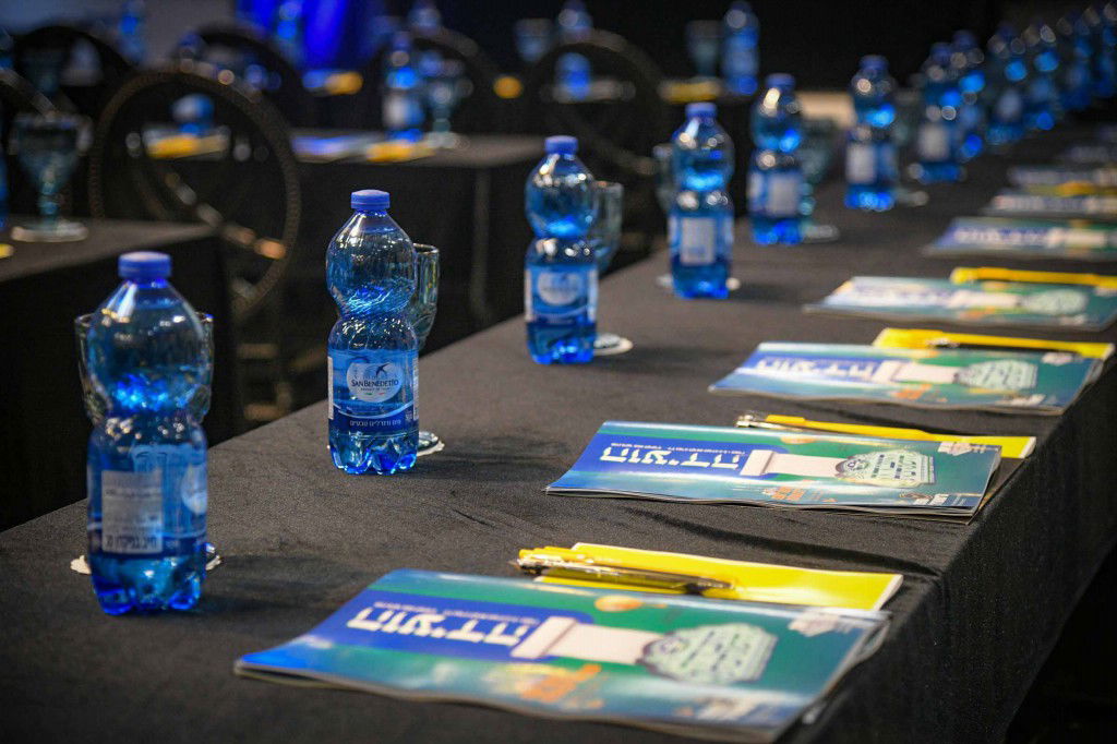 ועידת רבני הקהילות נגד פגעי הטכנולגיה והבינה המלאוכתית