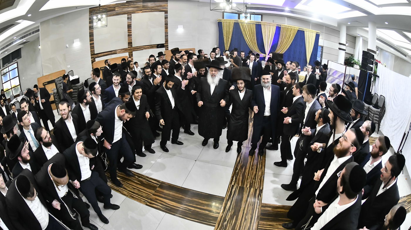 שמחת נישואי נכד הגה"ח ר' עוזיהו אלכורת