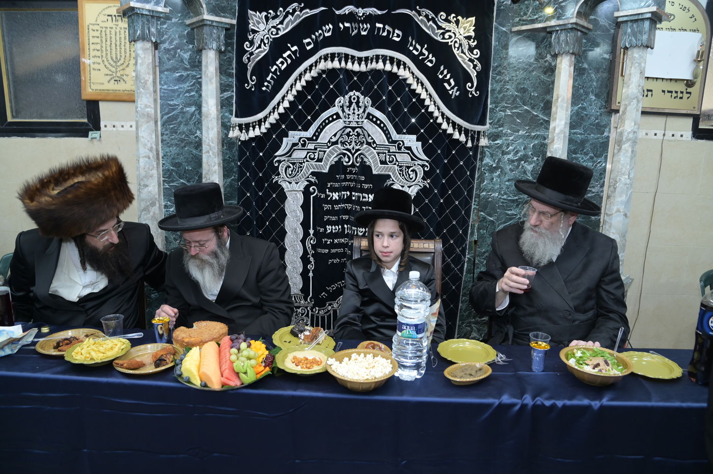 שמחת בר המצווה לבן אב"ד מאקאווא בני ברק