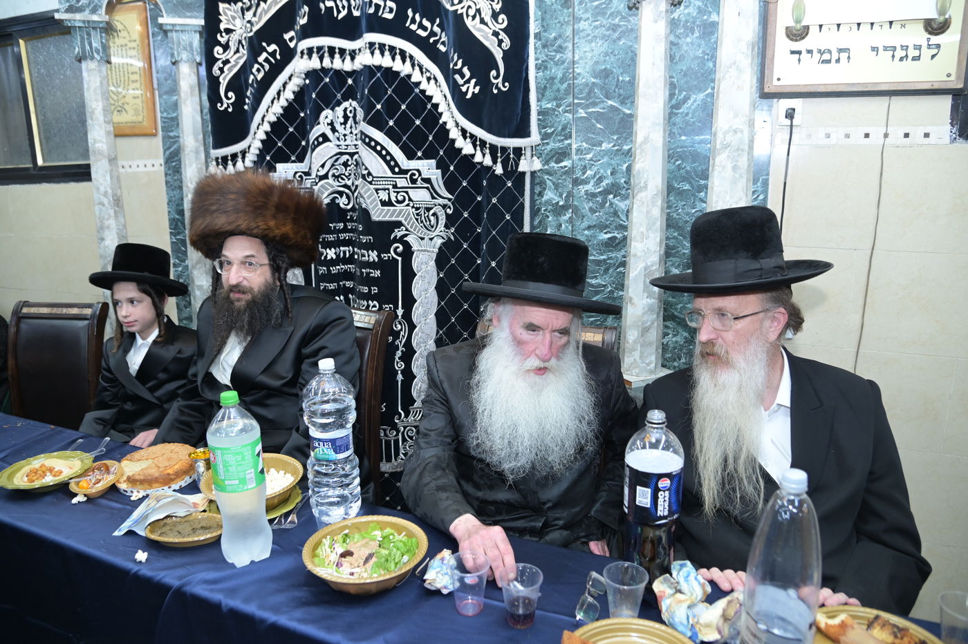 שמחת בר המצווה לבן אב"ד מאקאווא בני ברק