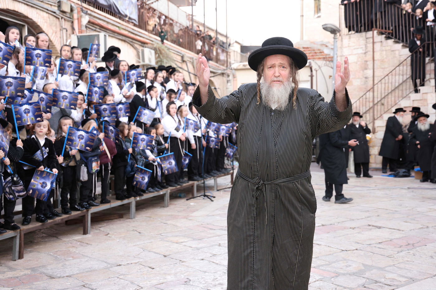 האדמו"ר מסאטמר בביקור בכולל "שומרי החומות" בירושלים