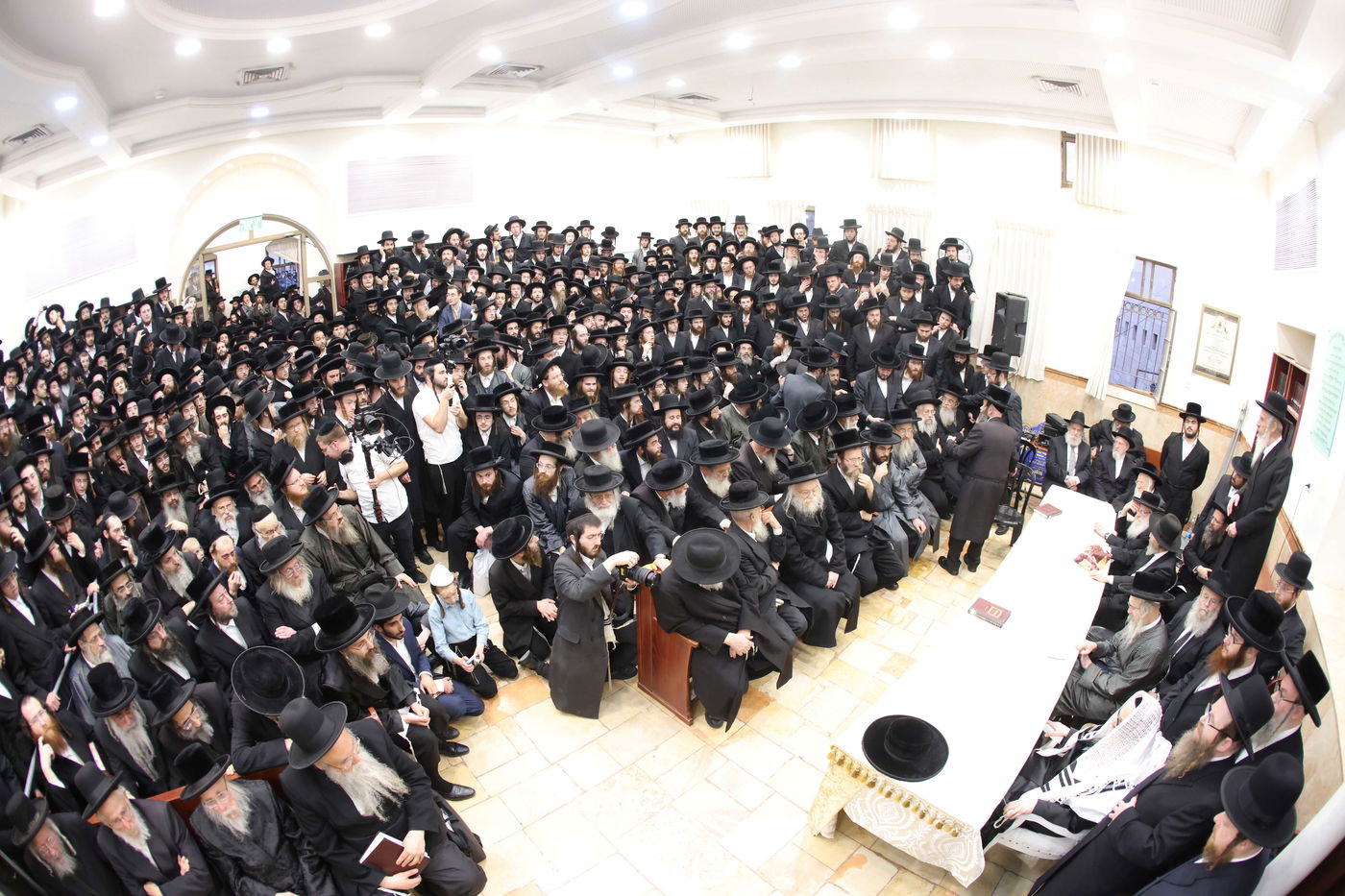 האדמו"ר מסאטמר בביקור בכולל "שומרי החומות" בירושלים