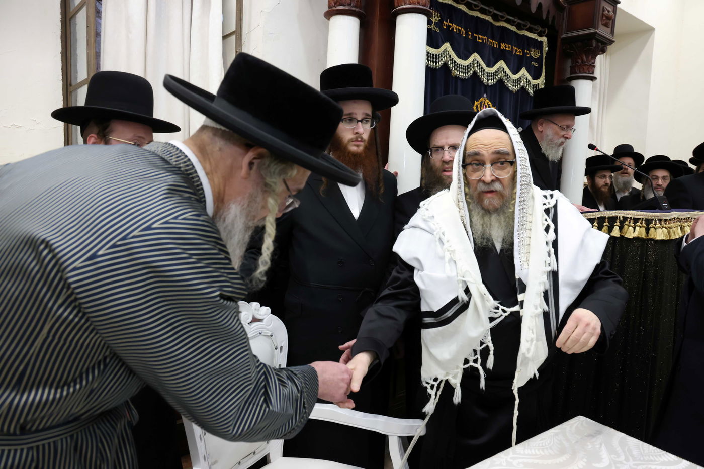 האדמו"ר מסאטמר בביקור בכולל "שומרי החומות" בירושלים