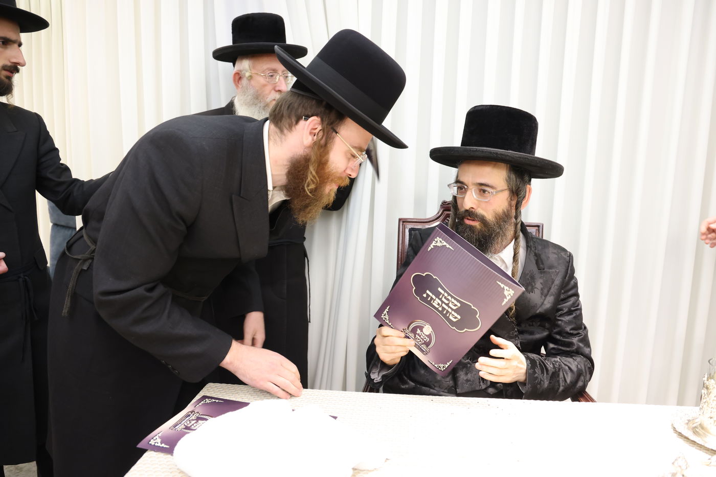 דינר בזוועהיל 