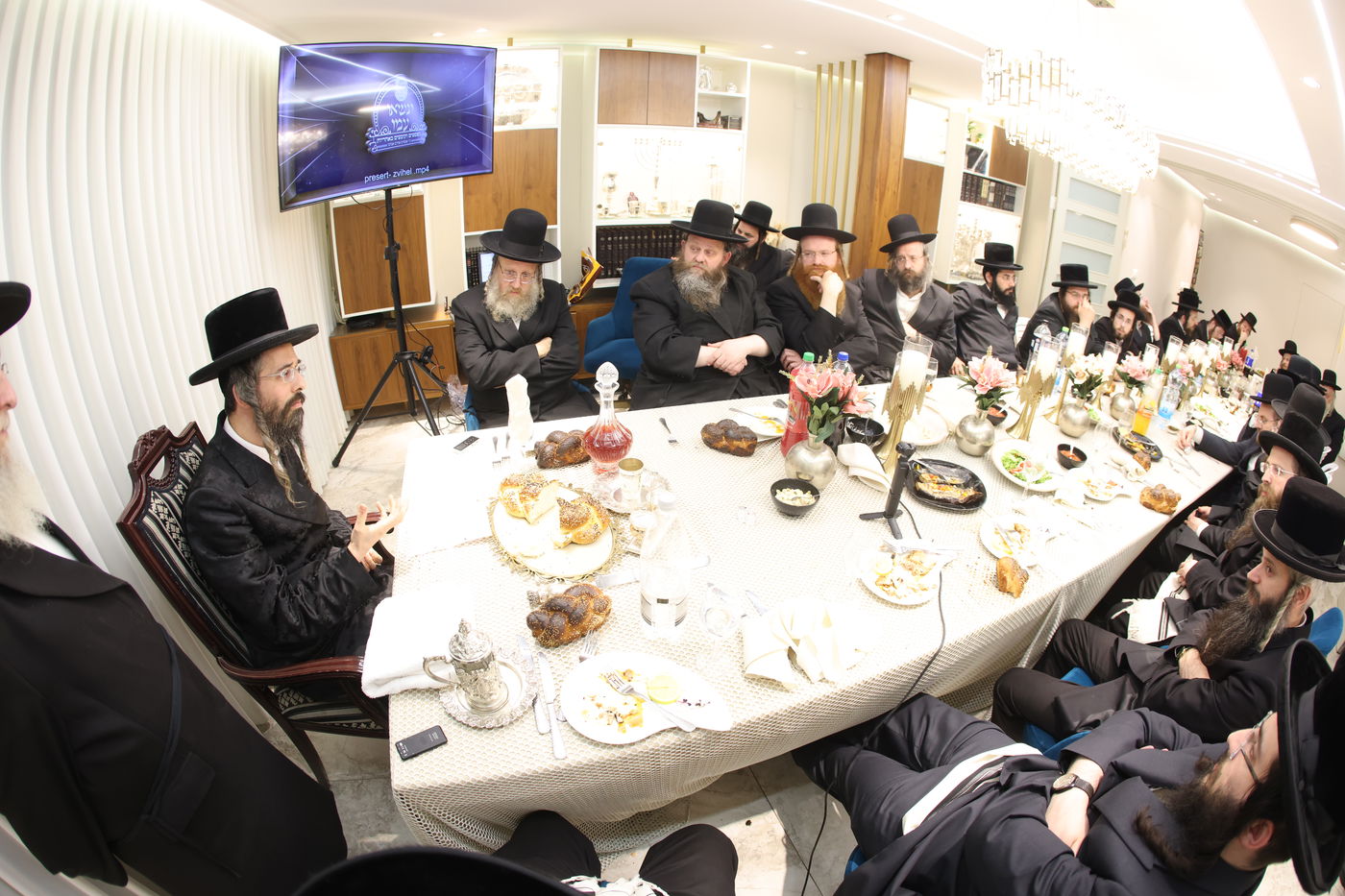 דינר בזוועהיל 