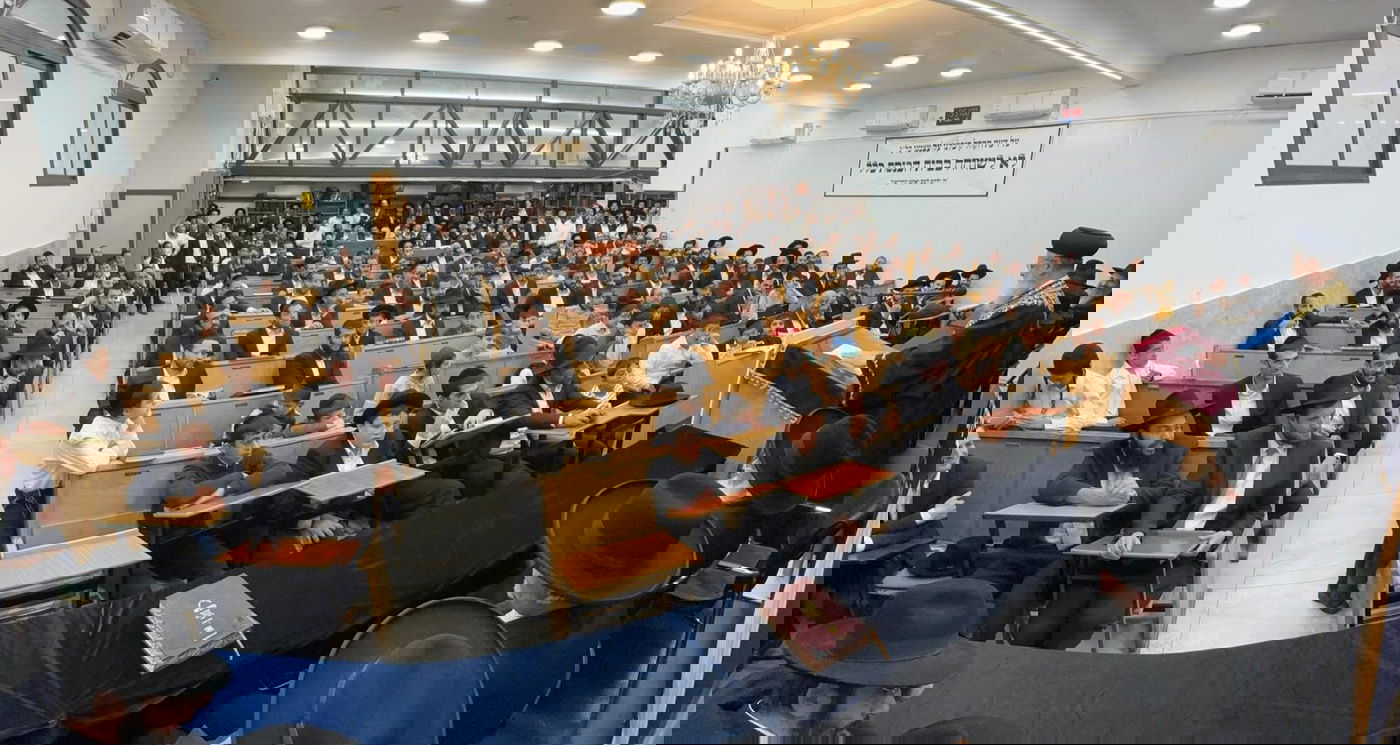 הגר"ד יוסף בפתיחת סניפי רשת הכוללים "ברכת אברהם" 