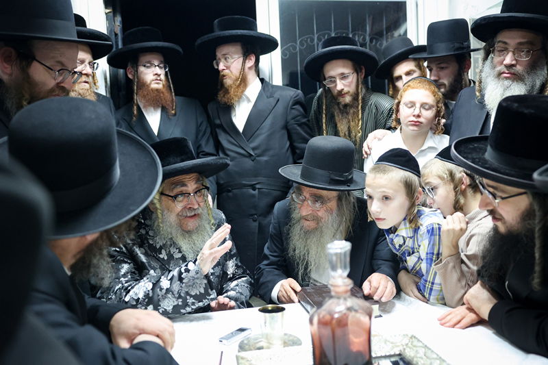 האדמו"ר מסאטמר בביקור בבית שמש