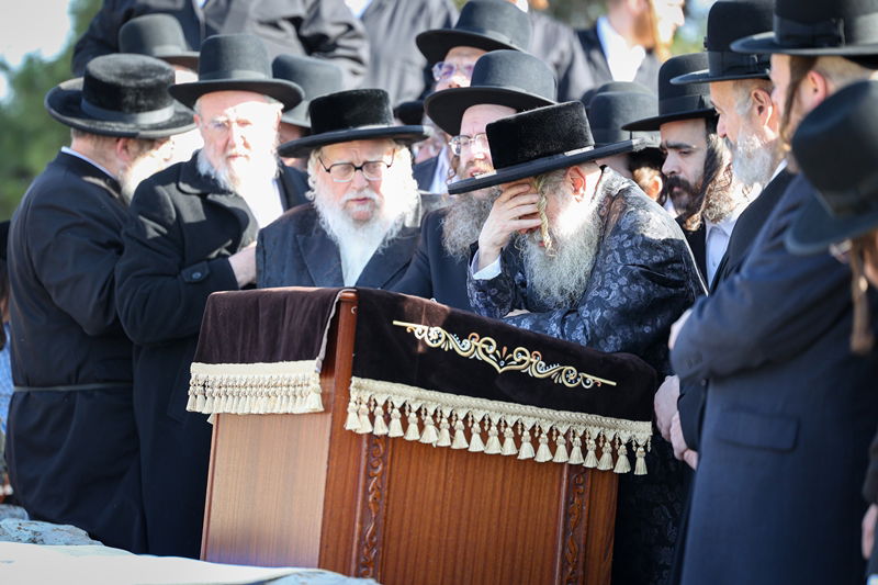 האדמו"ר מסאטמר בתפילה בהר הצופים