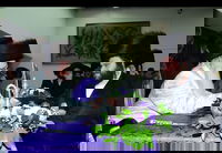 הרב מנחם לוק ז"ל, עם יבלחט"א רבו, האדמו"ר מצאנז