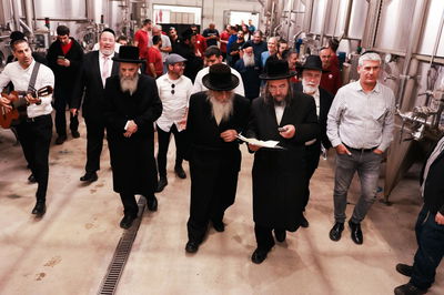 מעמד הפרשת תרומות ומעשרות ביקבי כרמל