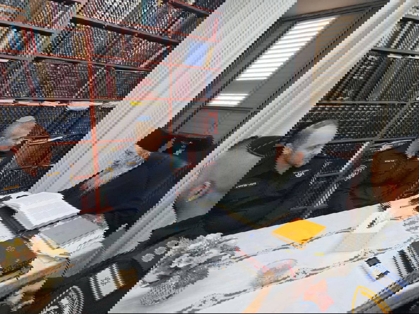 בביקור אצל רבני בני ברק