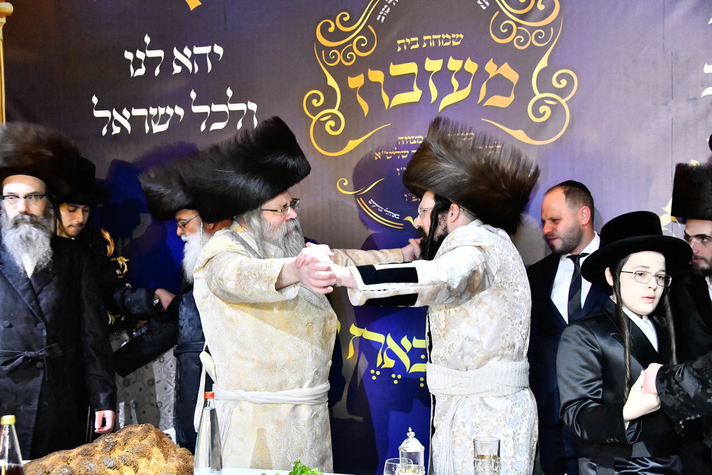 בר המצווה לבן האדמו"ר ממעז'יבוז'