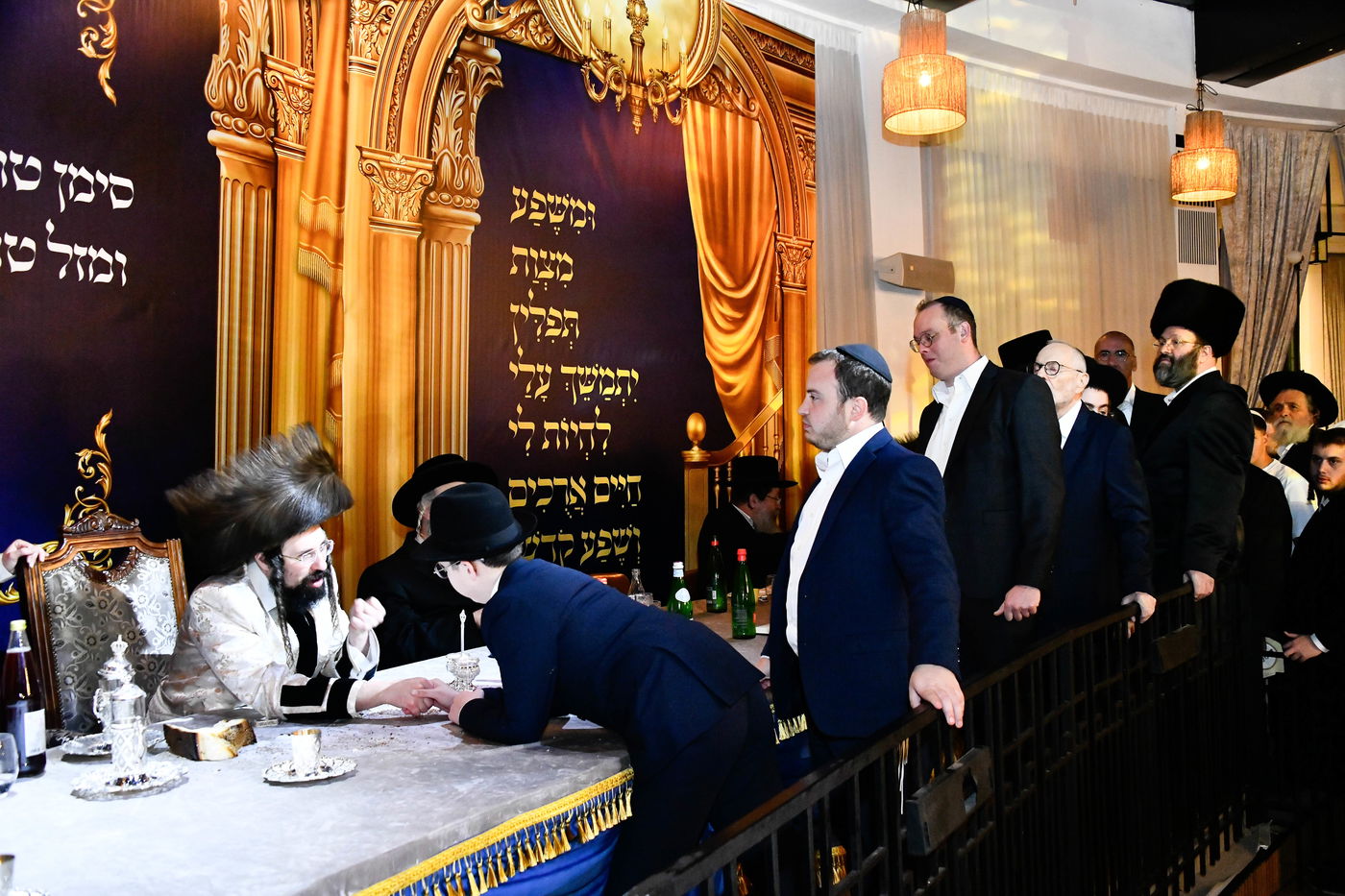 בר המצווה לבן האדמו"ר ממעז'יבוז'