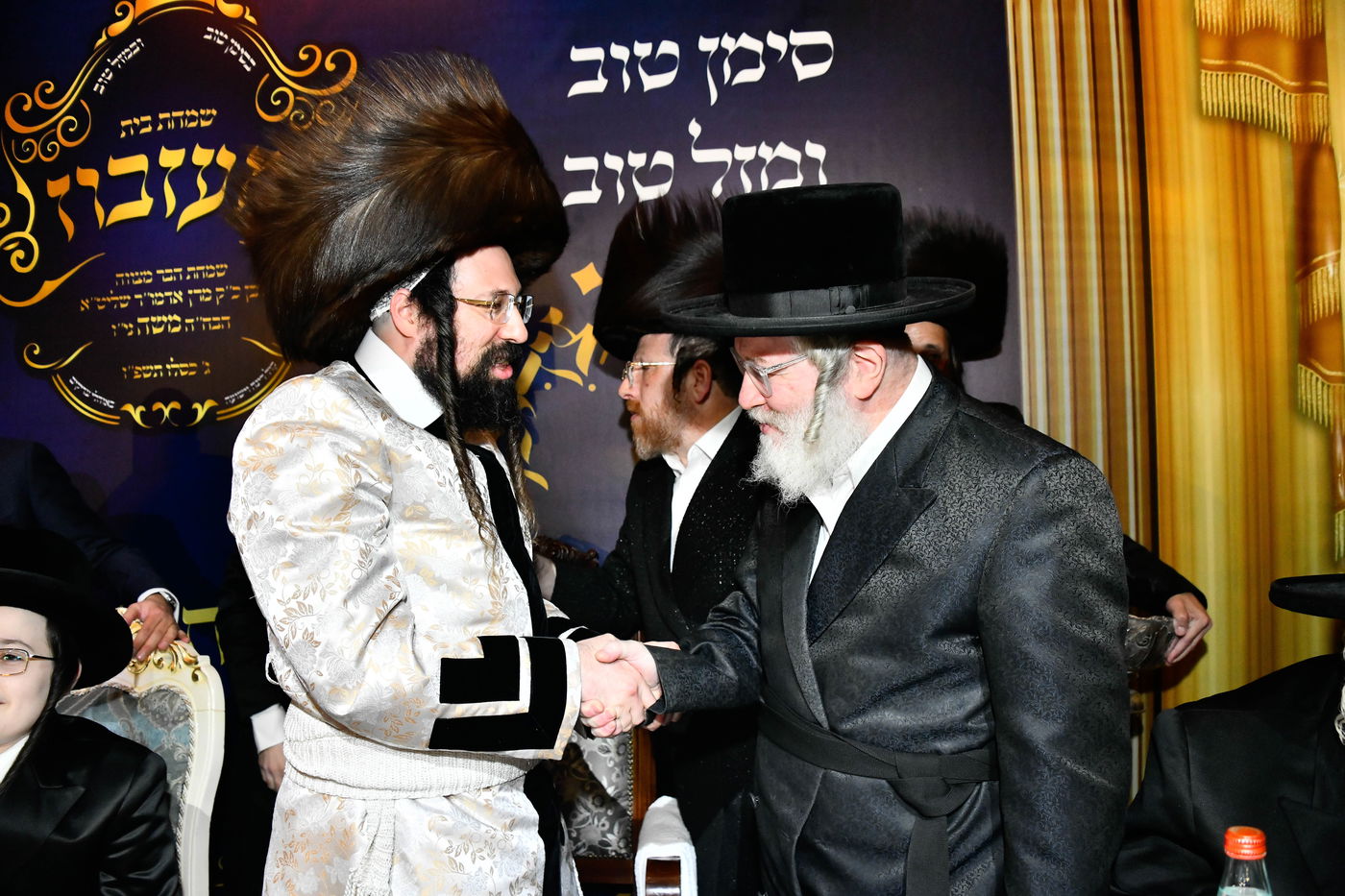 בר המצווה לבן האדמו"ר ממעז'יבוז'