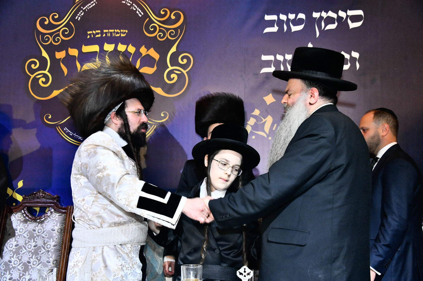 בר המצווה לבן האדמו"ר ממעז'יבוז'