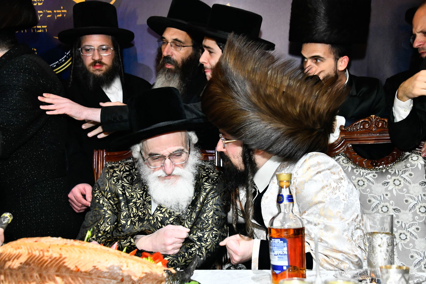 בר המצווה לבן האדמו"ר ממעז'יבוז'