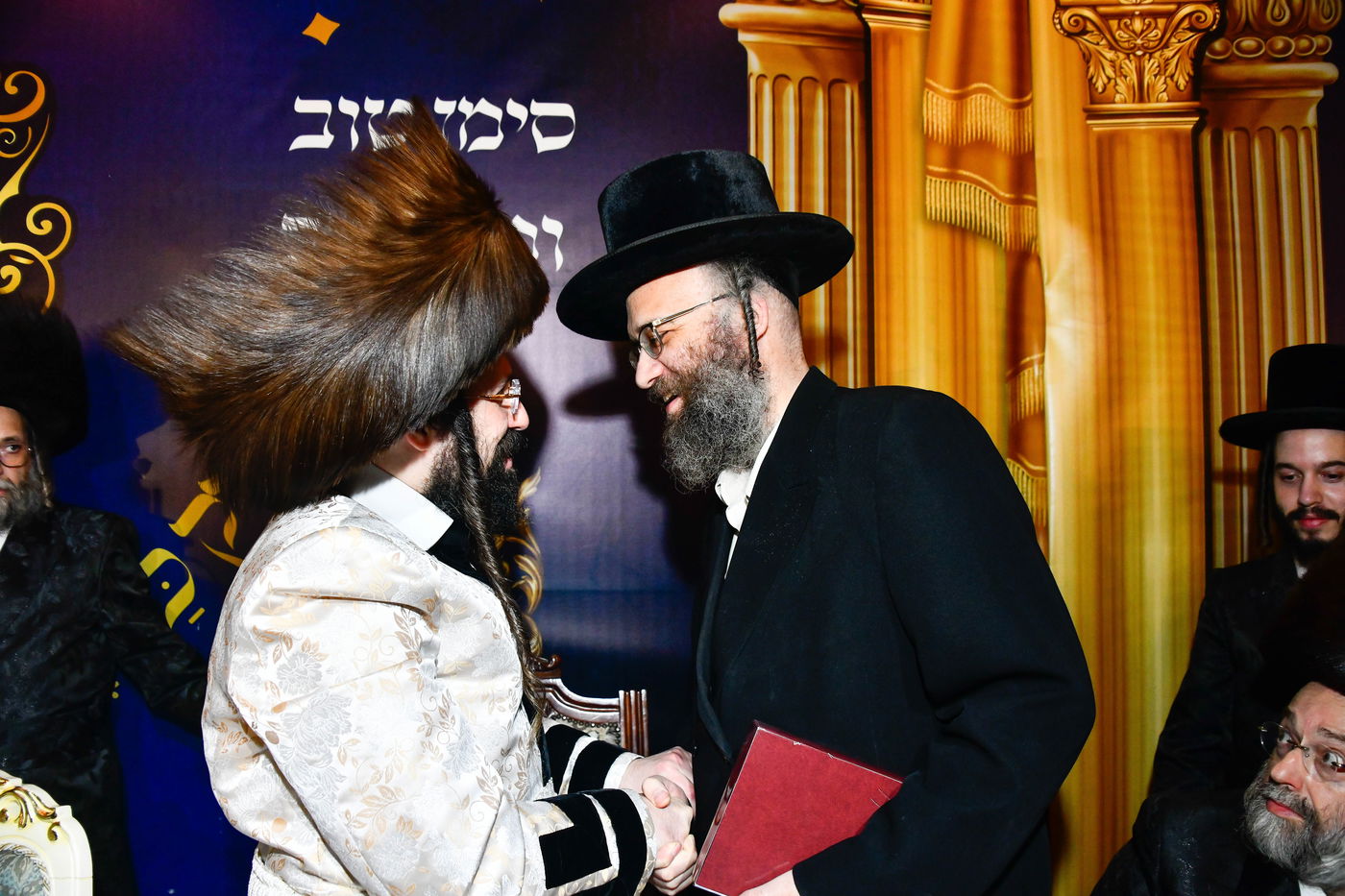 בר המצווה לבן האדמו"ר ממעז'יבוז'