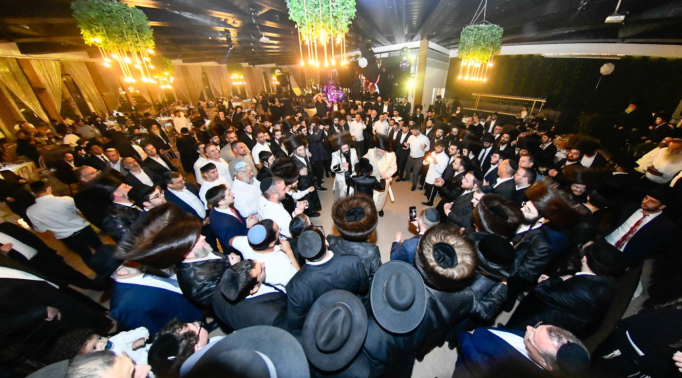 בר המצווה לבן האדמו"ר ממעז'יבוז'