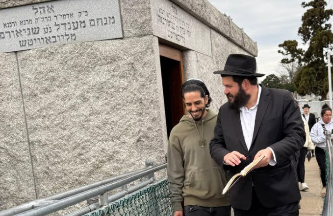 התפילה וברכת "הגומל" המרגשת של מתן צנגאוקר - והתגובה של אמו