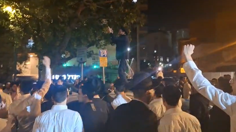 צה"ל על הדרמה הלילית: "מספר רב של פורעים הפכו את הניידת; מגנים בתוקף כל ניסיון לפגוע בחיילים"