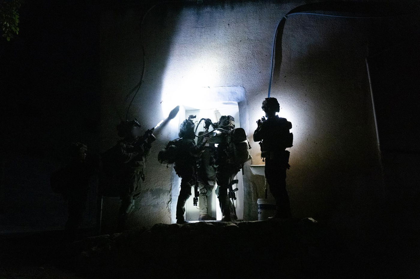 פעילות הלוחמים בכפרים טמון ופרעה