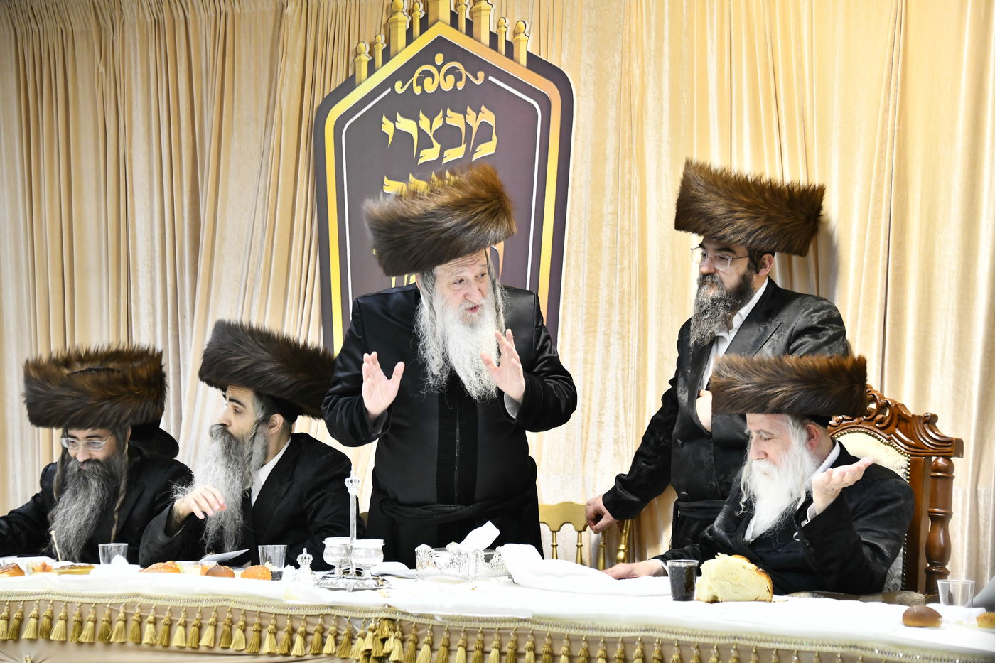 שבת מקדש מלך במכנובקא בעלזא