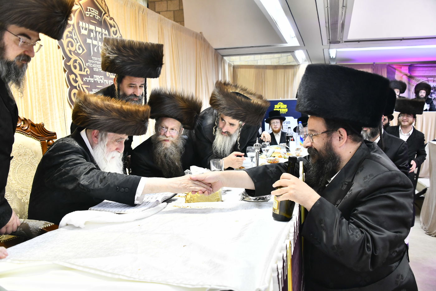 שבת מקדש מלך במכנובקא בעלזא