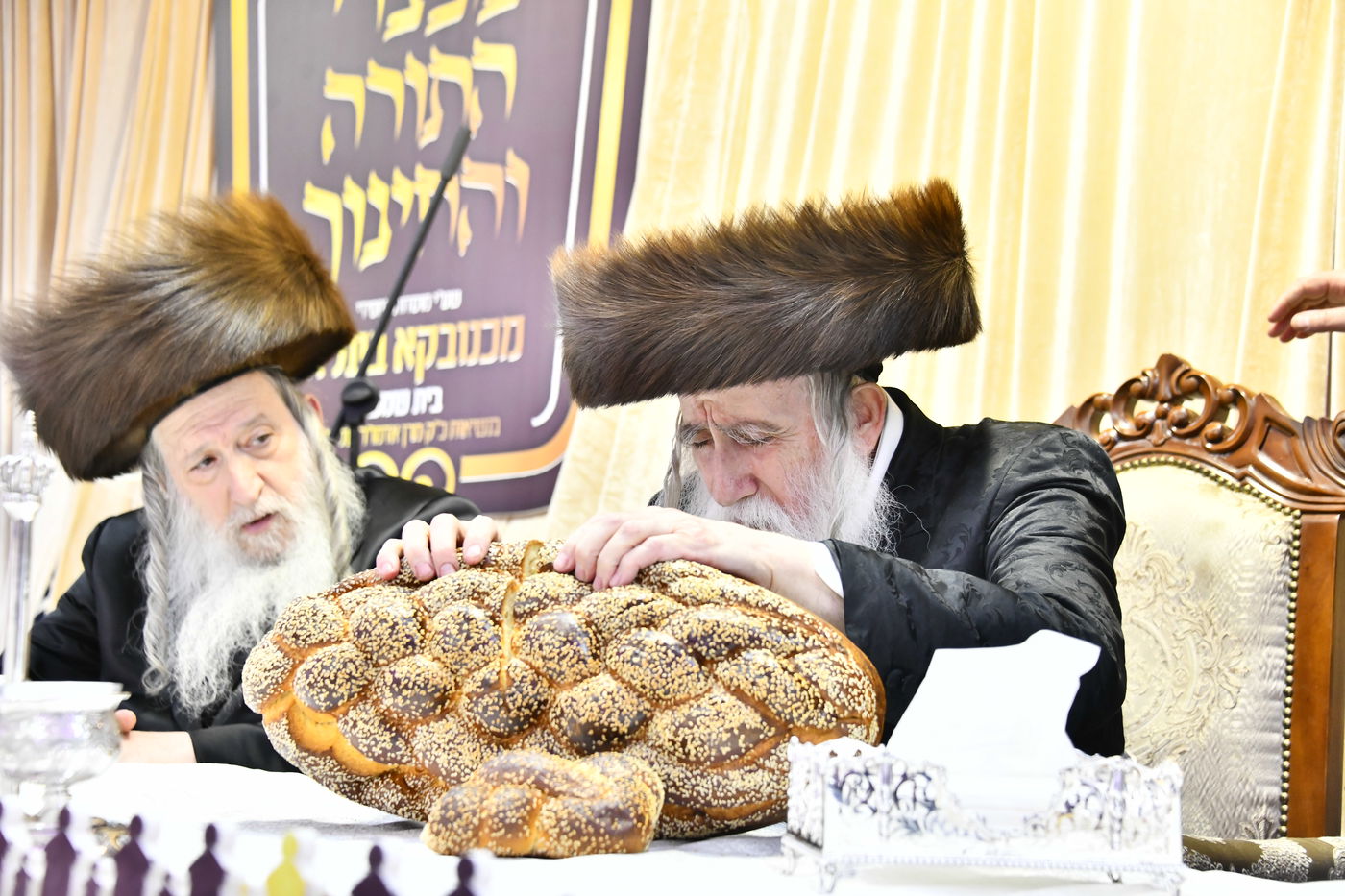 שבת מקדש מלך במכנובקא בעלזא