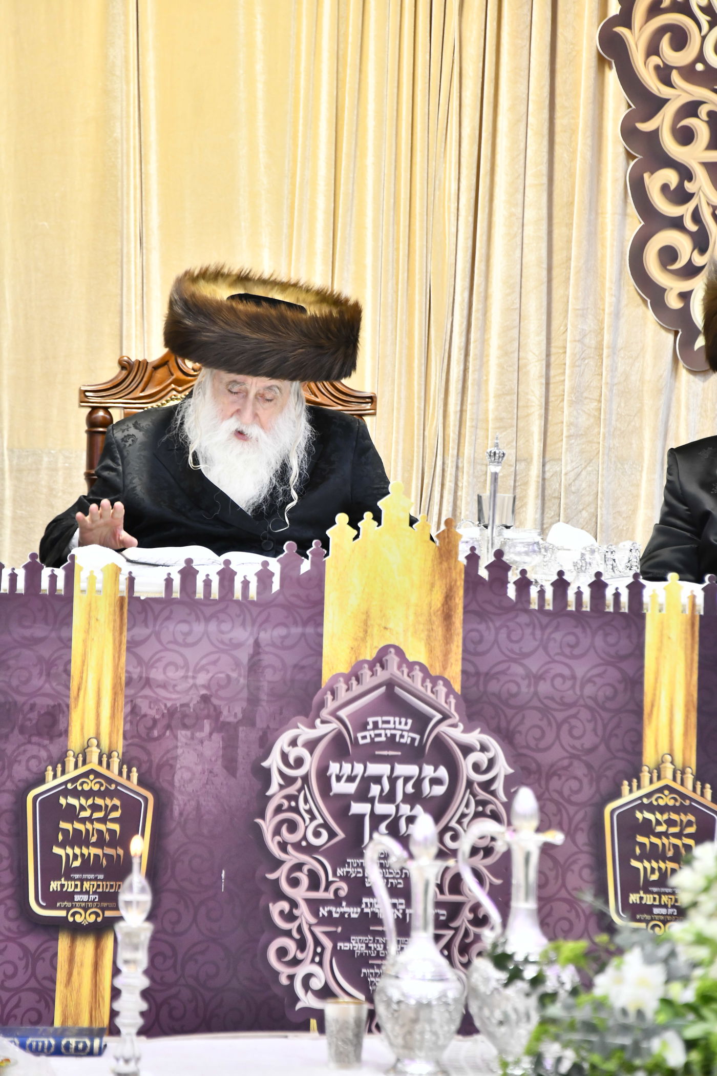 שבת מקדש מלך במכנובקא בעלזא