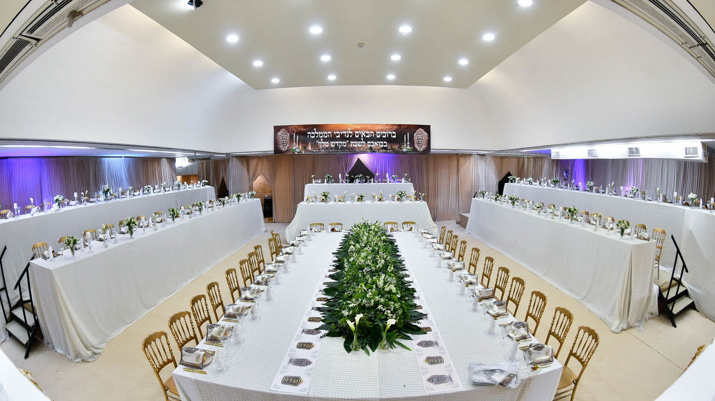 שבת מקדש מלך במכנובקא בעלזא