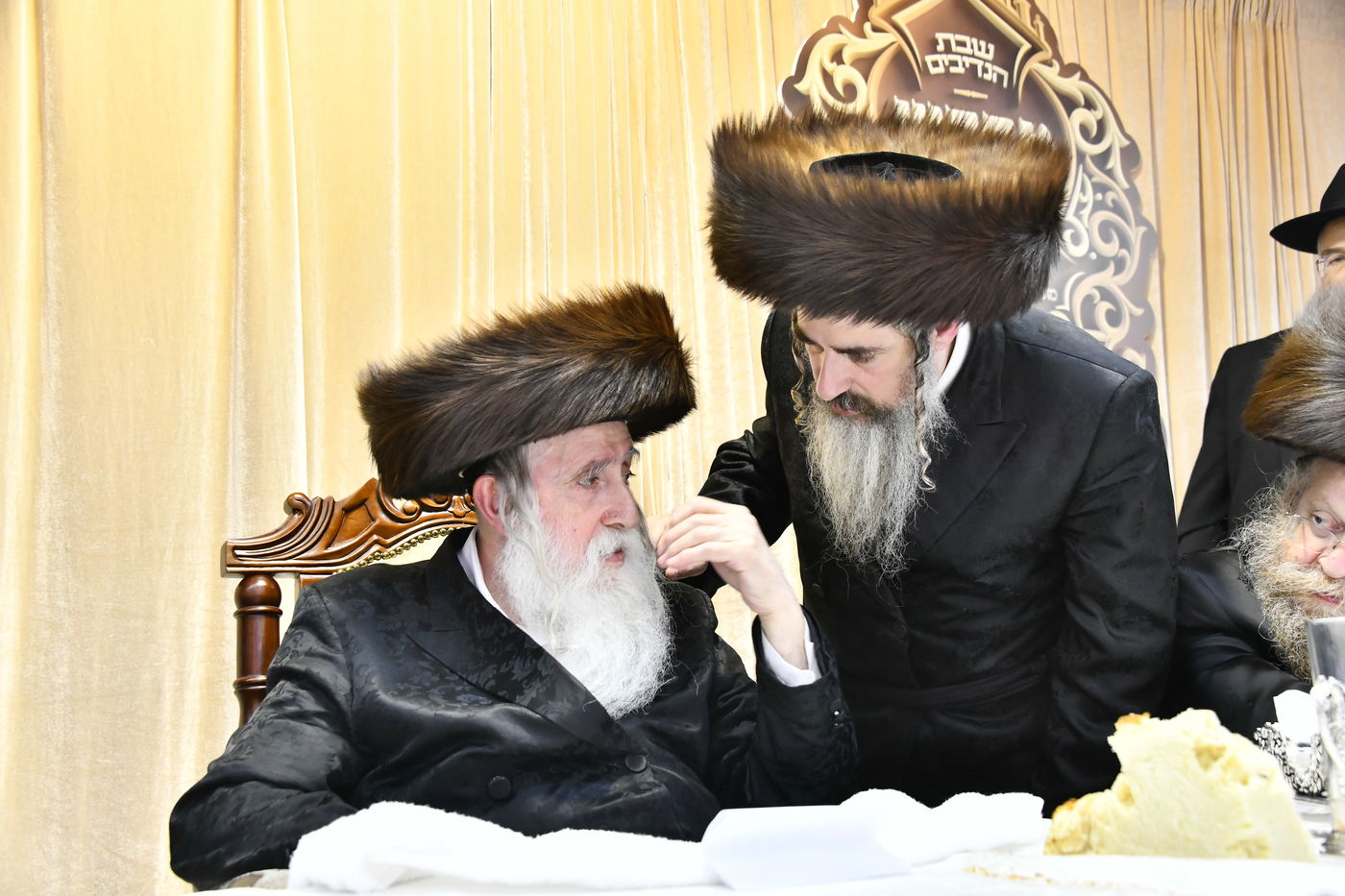 שבת מקדש מלך במכנובקא בעלזא