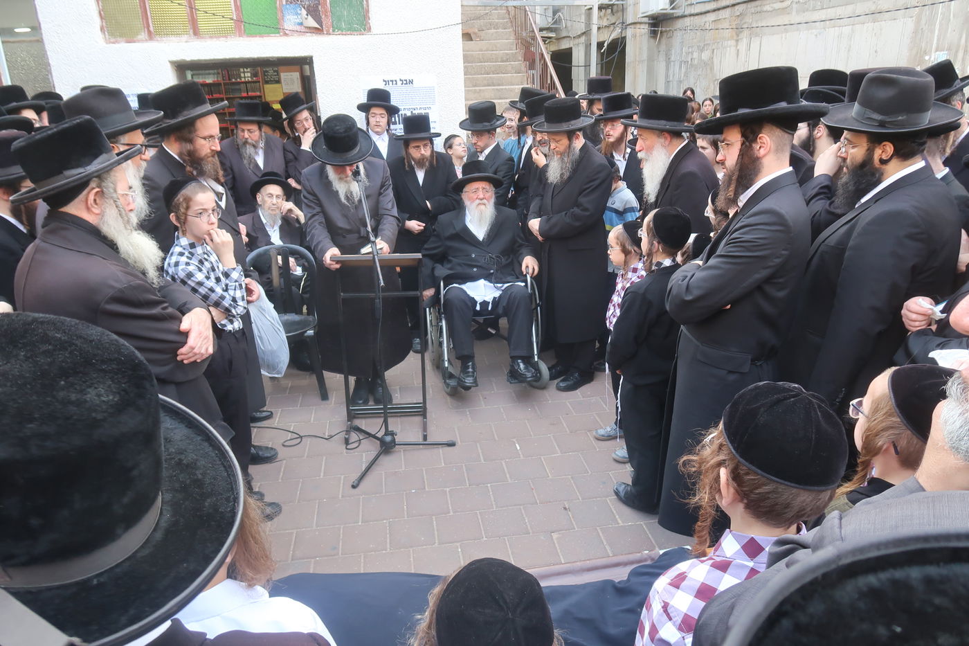  הלווית הרבנית טוביאס ע''ה 